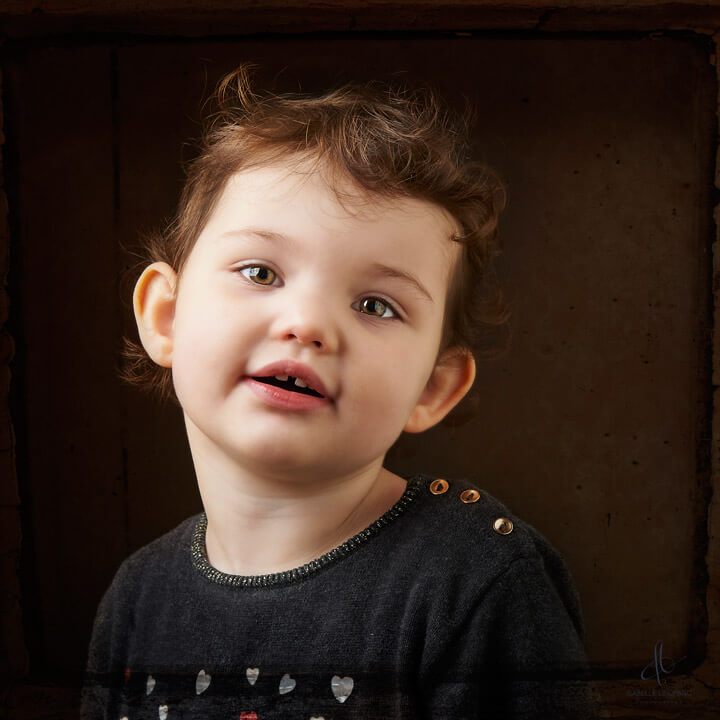 Portrait d'enfant en studio Portrait d'enfants, studio imagez-vous