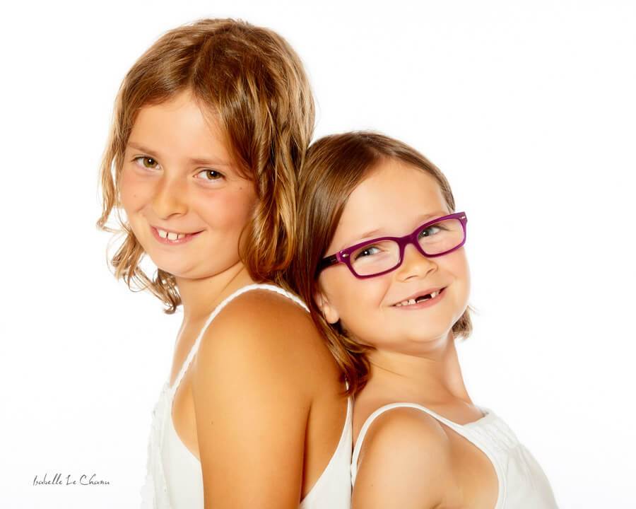 Portrait de soeurs en studio Portrait de soeurs, studio Imagez-vous